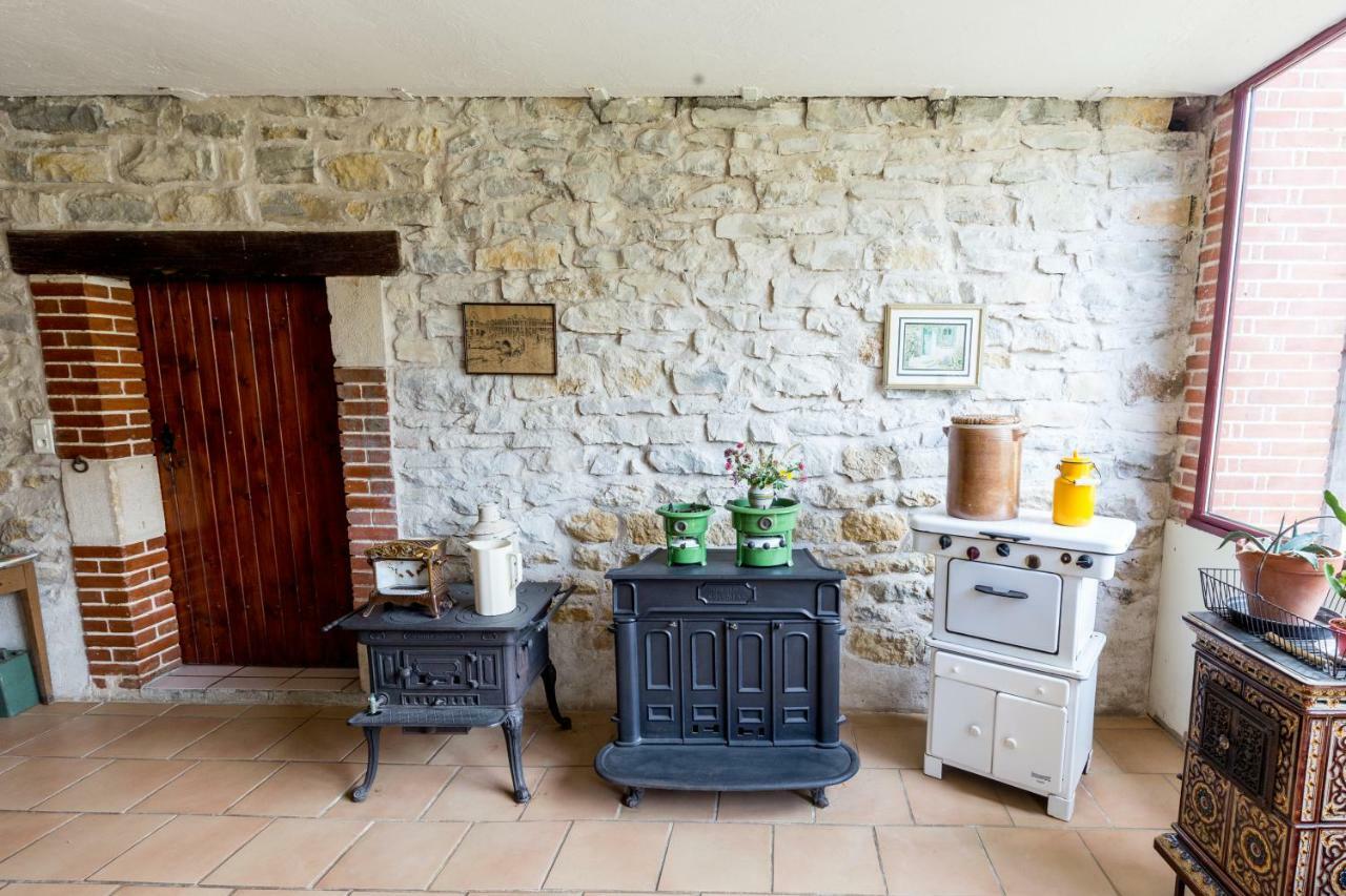 Chambres D'Hotes Domaine Du Bourg Gannay-sur-Loire Exteriör bild