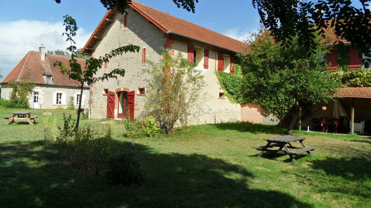 Chambres D'Hotes Domaine Du Bourg Gannay-sur-Loire Exteriör bild